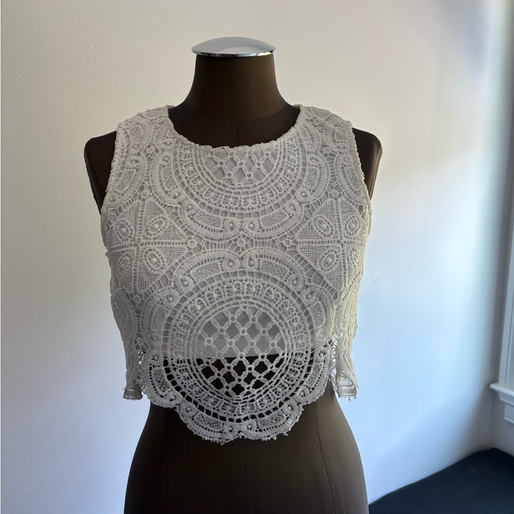LF White Embellished Cropped Tank Top